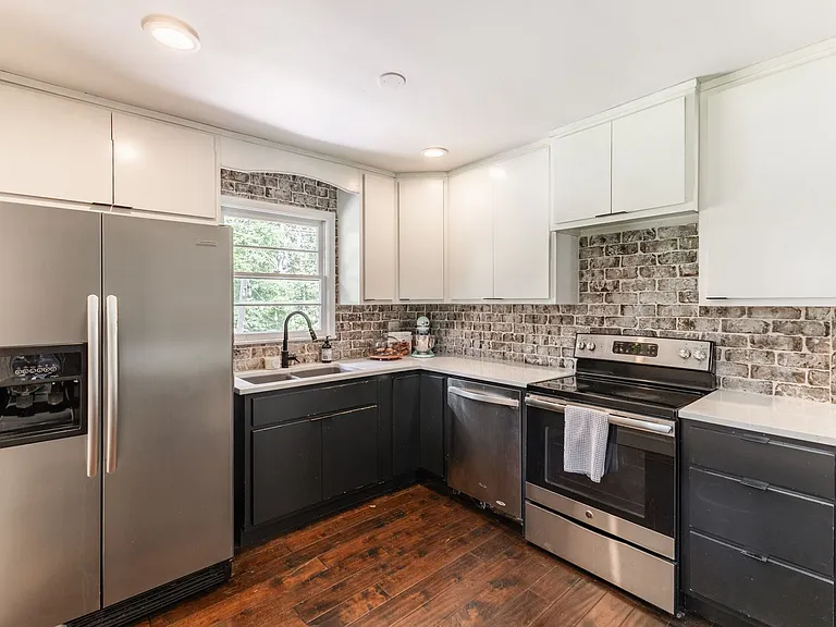 6415 Marsh Ave NW — Photo 5