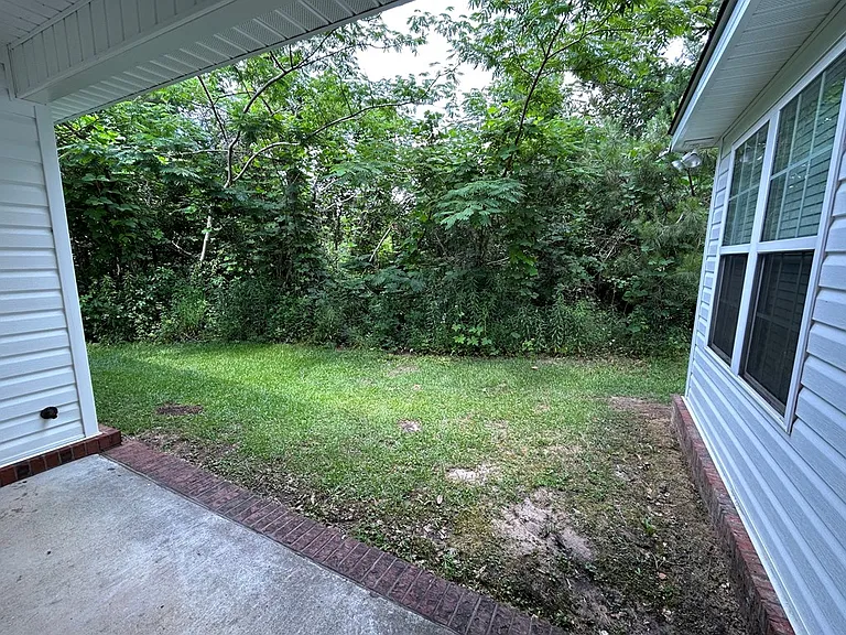 208 Woodland Cir — Photo 15