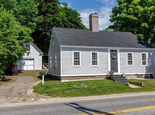 10 Elm St, Topsham, ME 04086