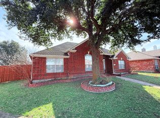 2214 Walnut Creek Trl, Garland, TX 75040
