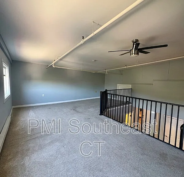 4 Coggswell St #17 — Photo 11