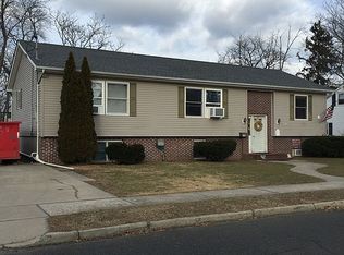 416 Thompson Ave, Middletown, NJ 07748