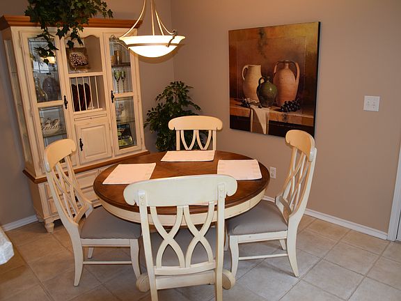 Breakfast Nook Area