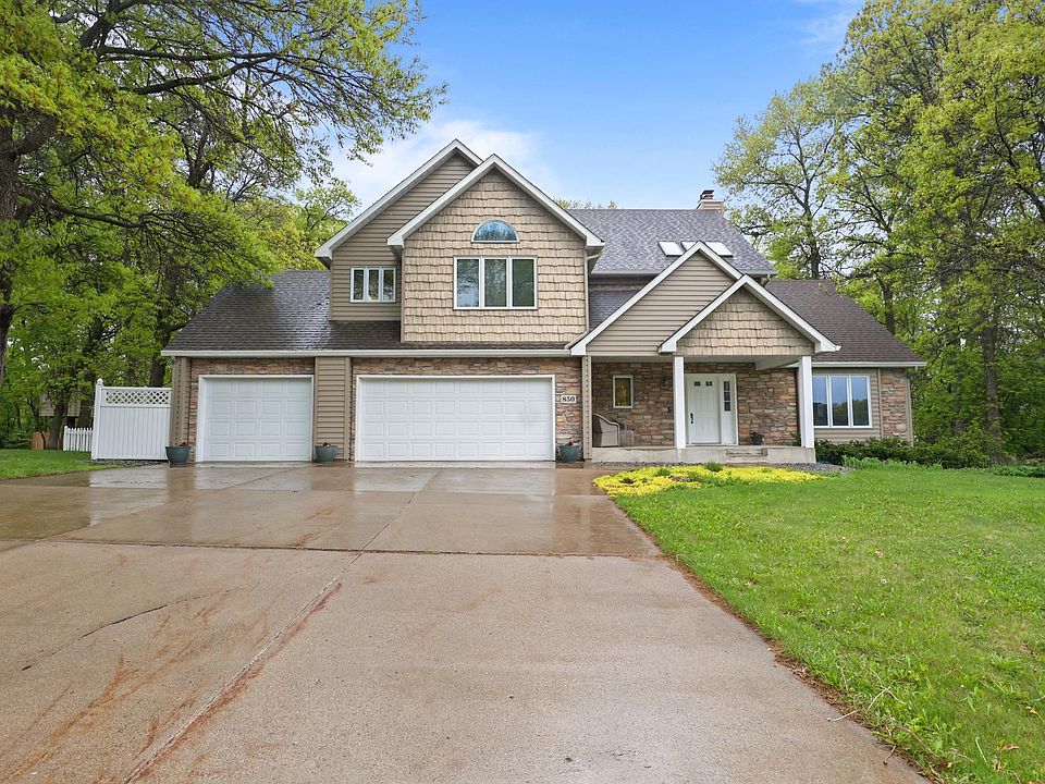 1st image of 850 Meadowlawn Ct