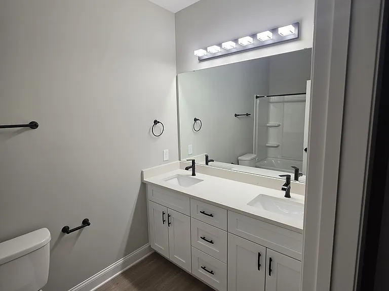 329 S Broad St #329 — Photo 27