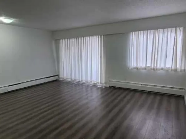 1855 Georgia St E, Vancouver, BC V5L 2B5