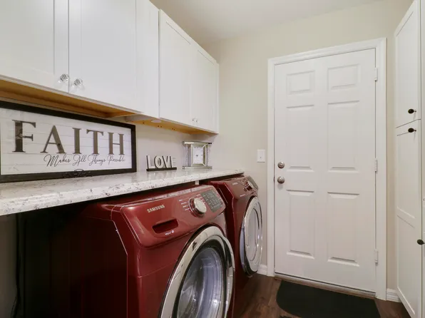 5160 NW Pine Trail Circle, Port St Lucie, FL 34983