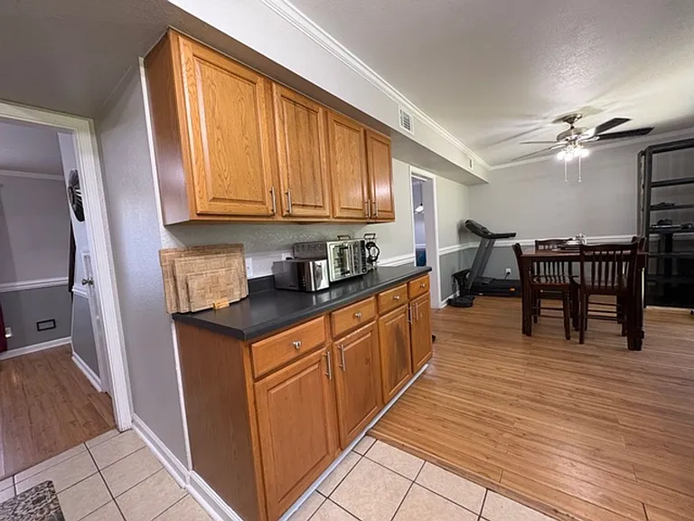 374 Lloyd St — Photo 9
