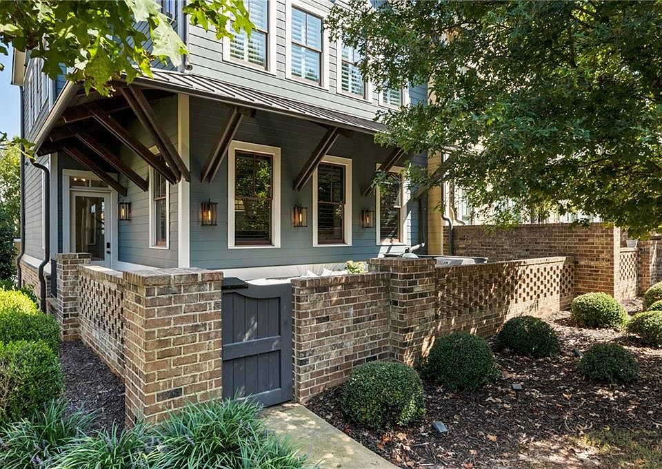 1st image of 80 Green Rd