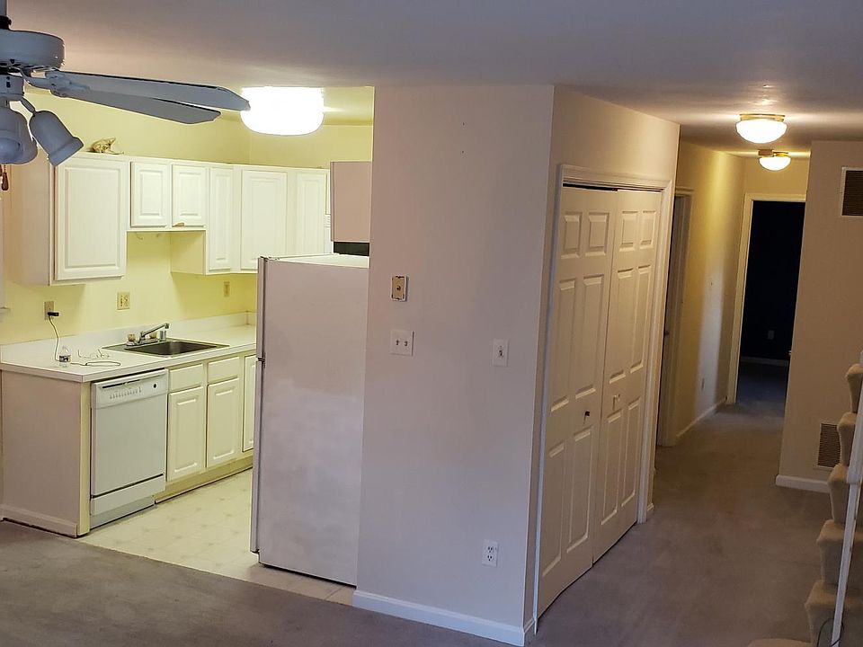 2nd image of 1540 13th St S #B