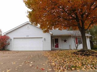 4200 Hedgewood Ct, Newburgh, IN 47630