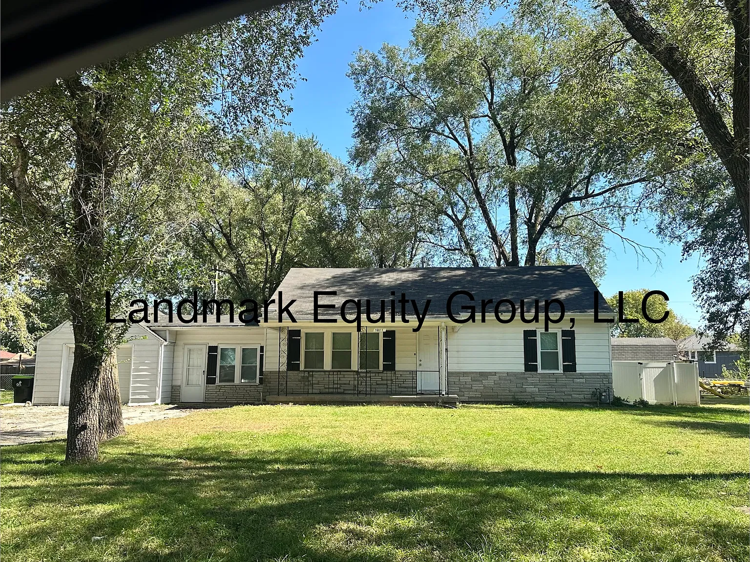 3 bed, 1228 sqft, $1,550 — Photo 1