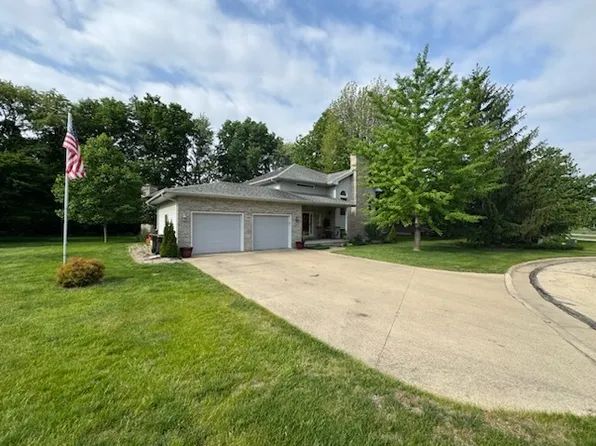 1405 Lancaster Dr, Rock Falls, IL 61071