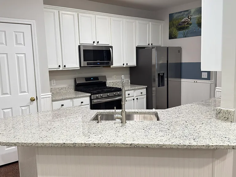 28 Stonehenge Ct — Photo 11