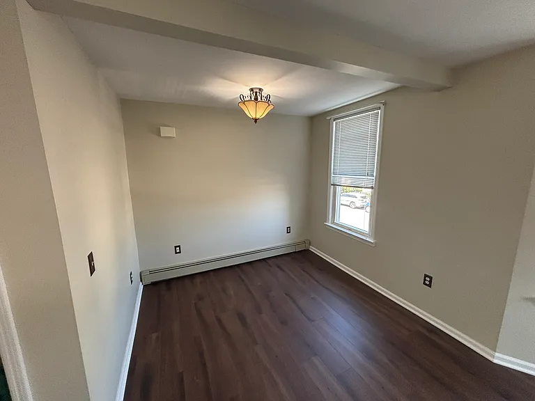 466 Chestnut St #2 — Photo 6