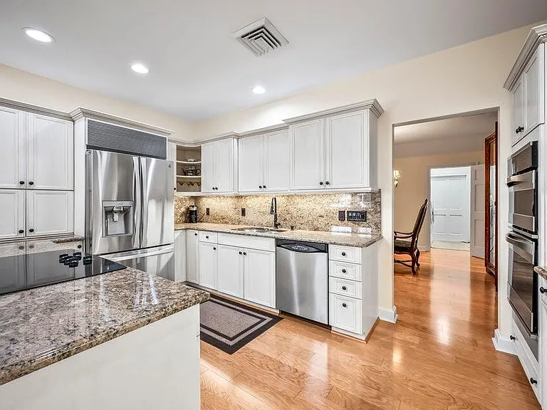 14394 Cypress Island Ct — Photo 19