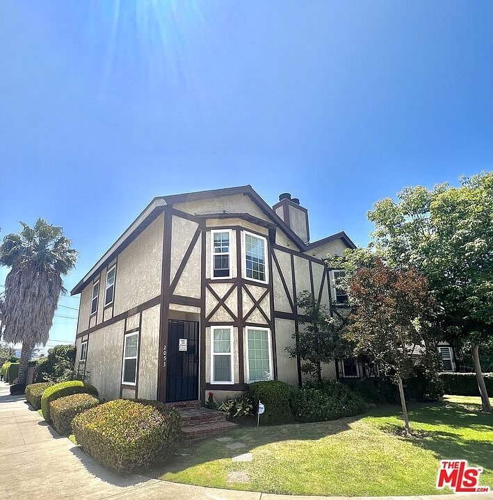 1st image of 2053 Barry Ave