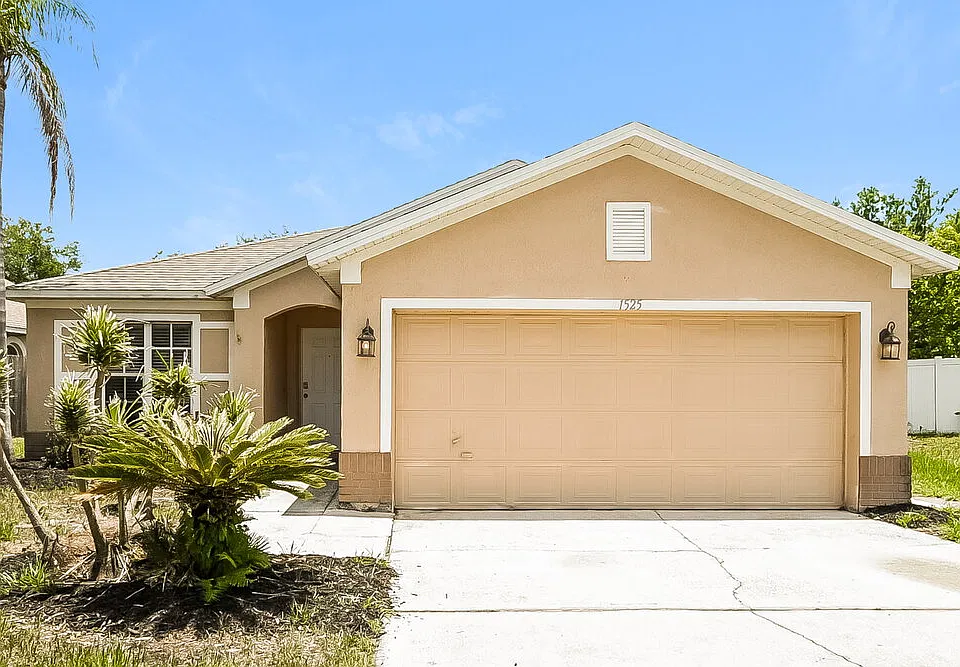 1525 Sunset View Cir