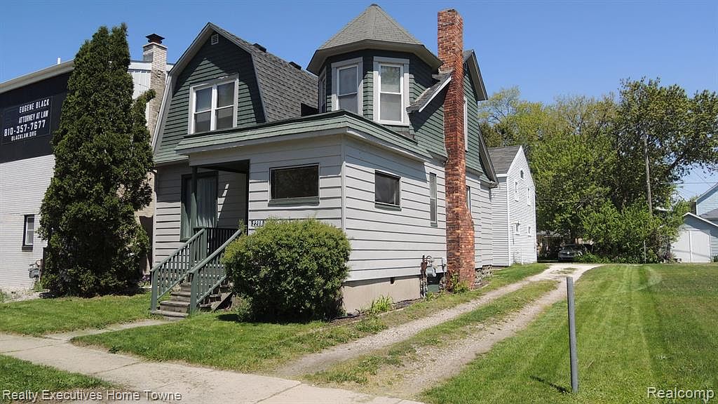 2208 Stone St, Port Huron, MI 48060 Zillow