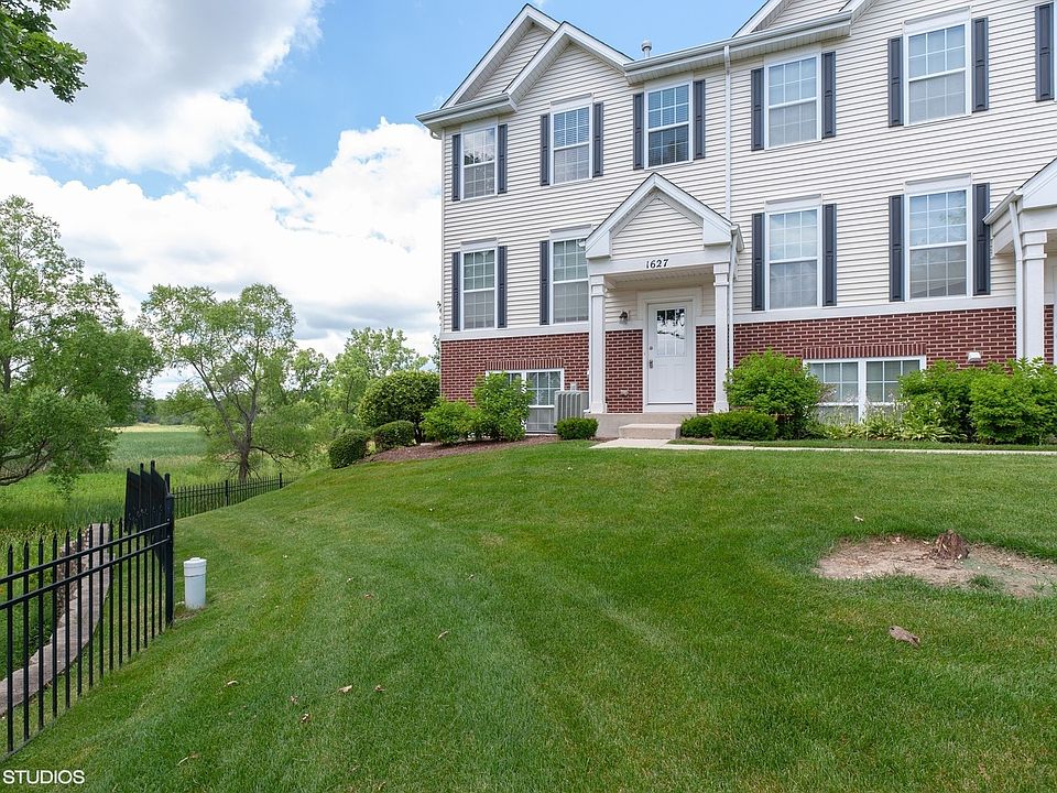 1st image of 1627 W Turtle Creek Ln #1627