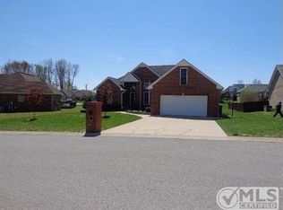 2874 Chatfield Dr, Clarksville, TN 37043