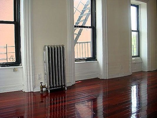 1st image of 346 Franklin Ave #7
