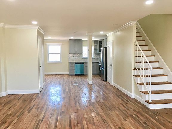 4th image of 176 Kearney Ave