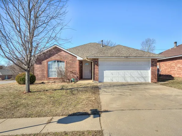 2700 Tioga Cir, Norman, OK 73071