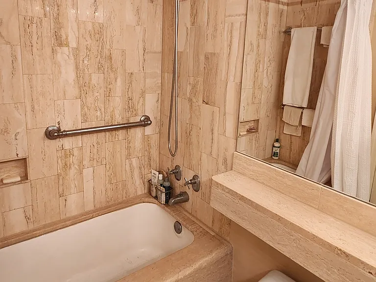 700 Biltmore Way #802 — Photo 11