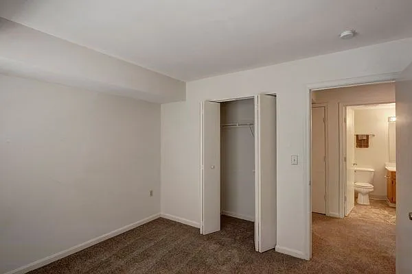 Mallside Forest Apartments