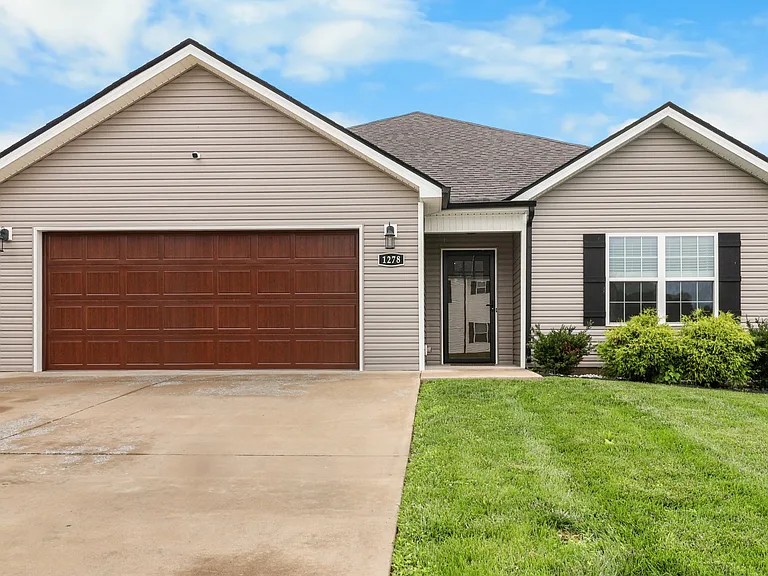 1278 Magnum Dr — Photo 1