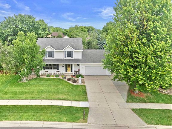 2nd image of 4315 Tanglewood Dr