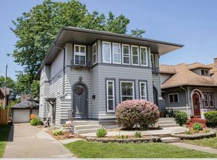 2541 N 68th St, Wauwatosa, WI 53213
