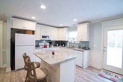 4th image of 4382 Eagle Bluff Ln SE