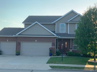 6727 N White Fir Dr, Edwards, IL 61528