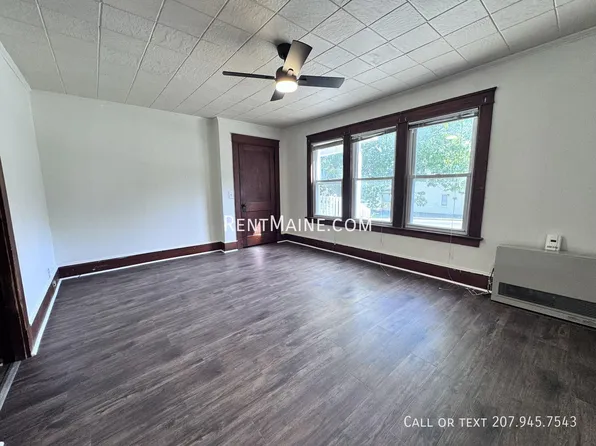 276 Main St, Waterville, ME