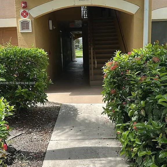 4131 San Marino Blvd #303 — Photo 1