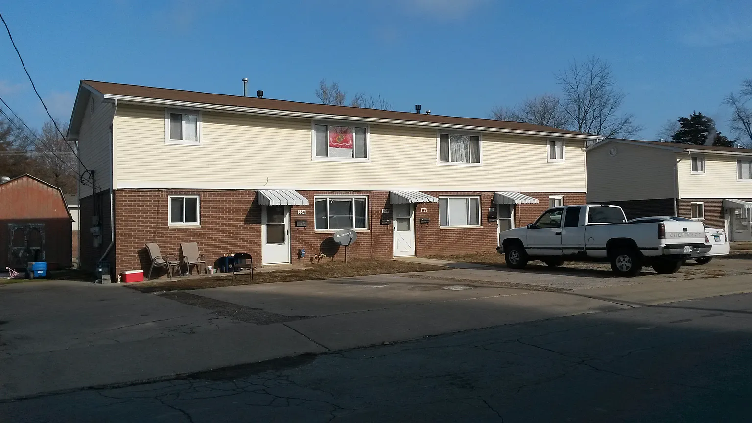362 Mill St photo 1