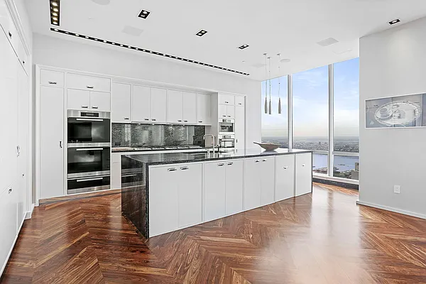 Sold by Compass | media 6