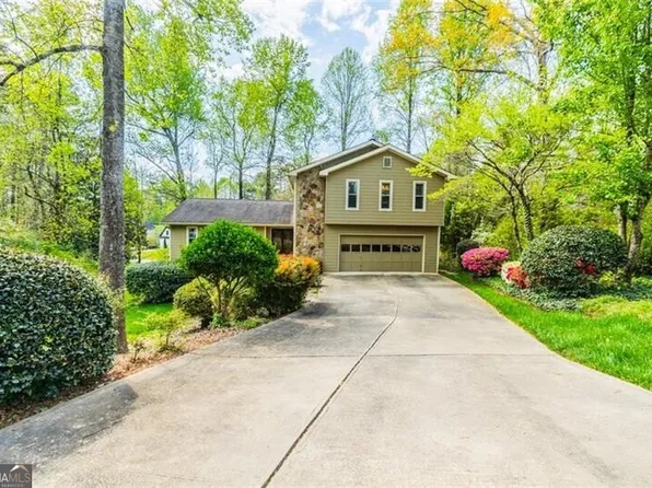 4506 Spring Hollow Ct, Marietta, GA 30062