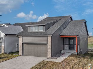 1220 NW Sproul Dr, Waukee, IA 50263