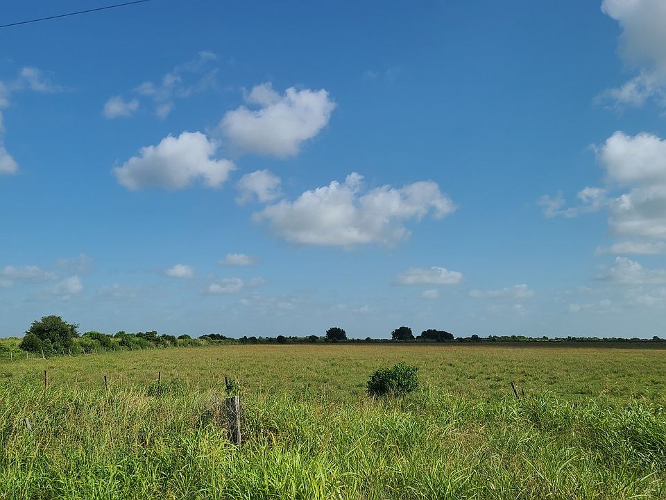 2nd image of 35 Fm 1663 Rd