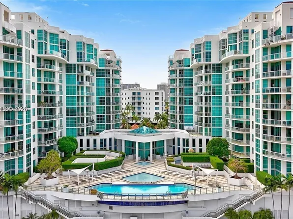 3131 NE 188th St APT 11205, Miami, FL 33180