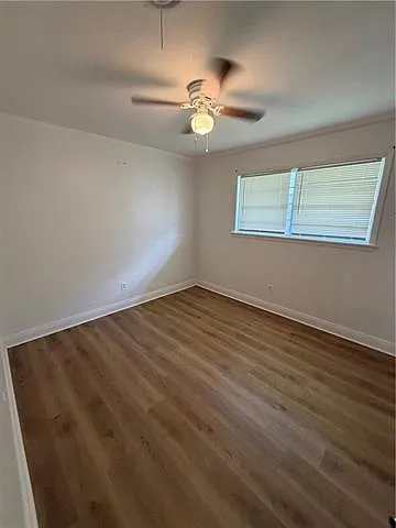 564 Delmar St — Photo 6