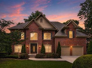 750 Creek Wind Ct, Johns Creek, GA 30097