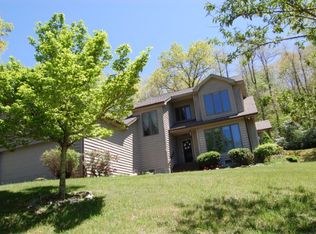 254 Midvalley Rd, Blowing Rock, NC 28605