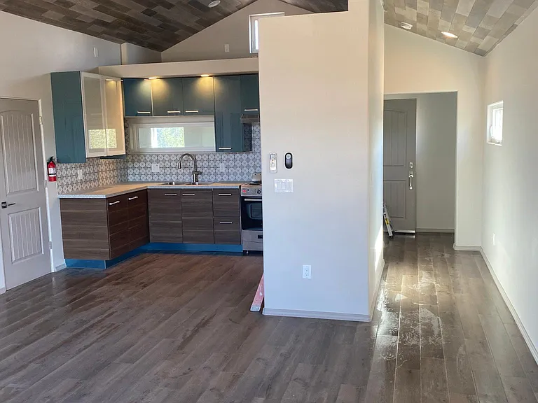 309 Rio Grande Blvd NW #8 — Photo 8