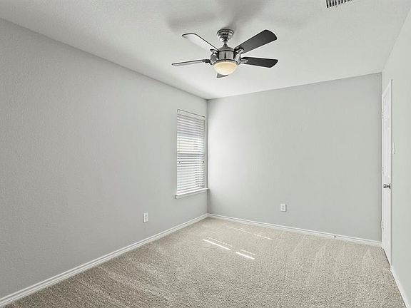 4th image of 3912 Vista Greens Dr