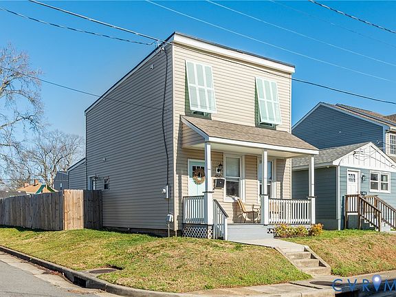 3rd image of 450 Patrick Ave