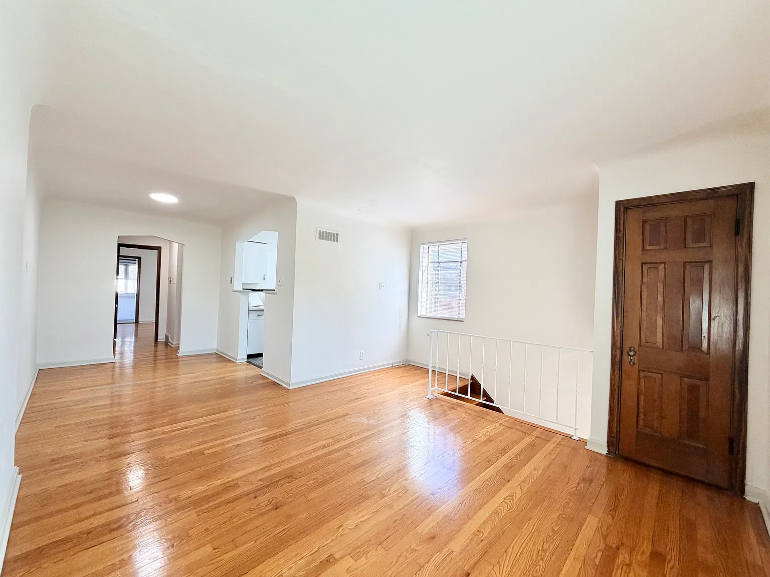 1 bed, 800 sqft, $1,025 — Photo 3
